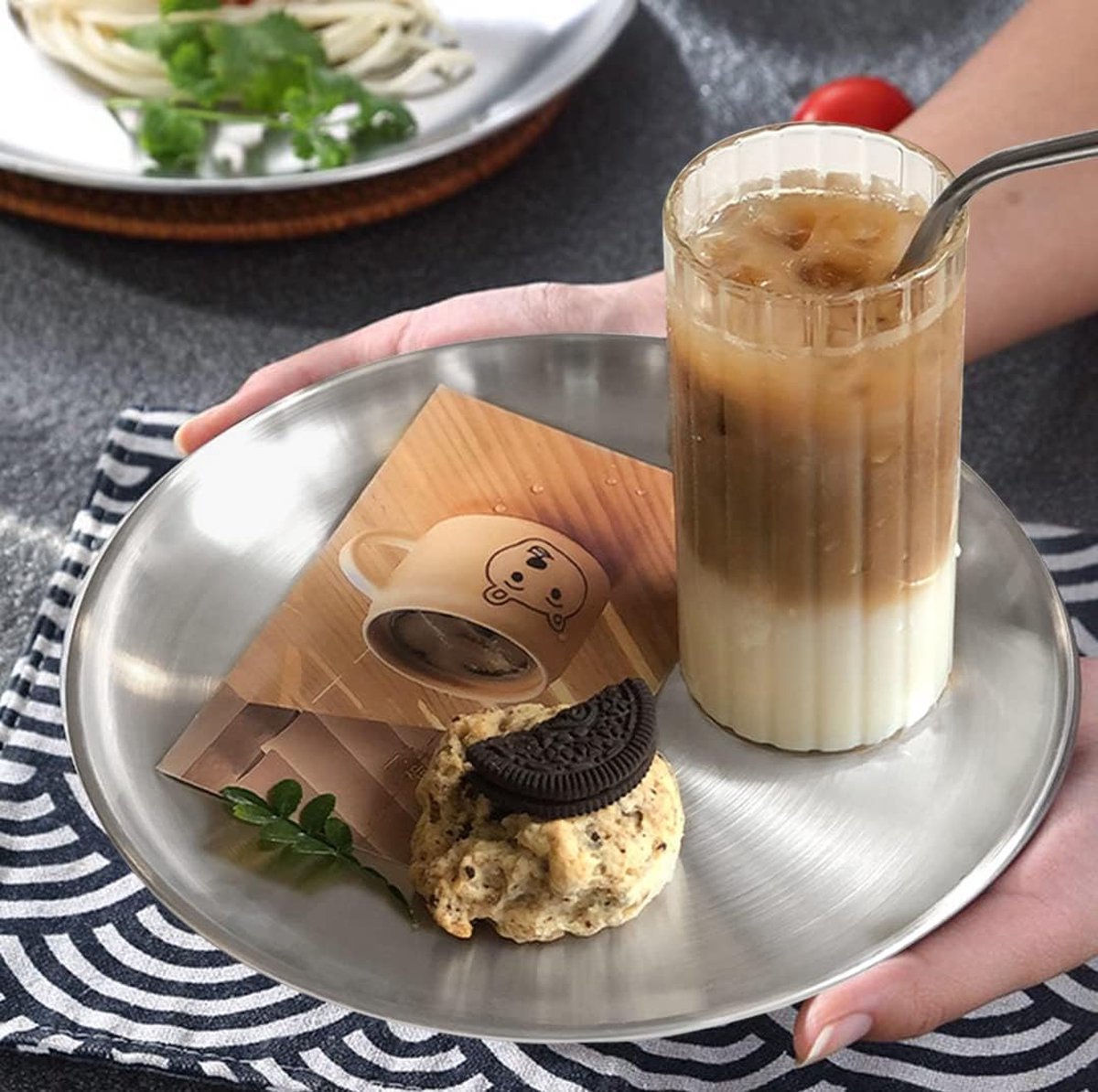 2 stuks rond servies van roestvrij staal, dienblad, ovaal bord, vleesgerecht, rijstbord, ovale borden, retro mat, rond serveerbord, zilveren schotel