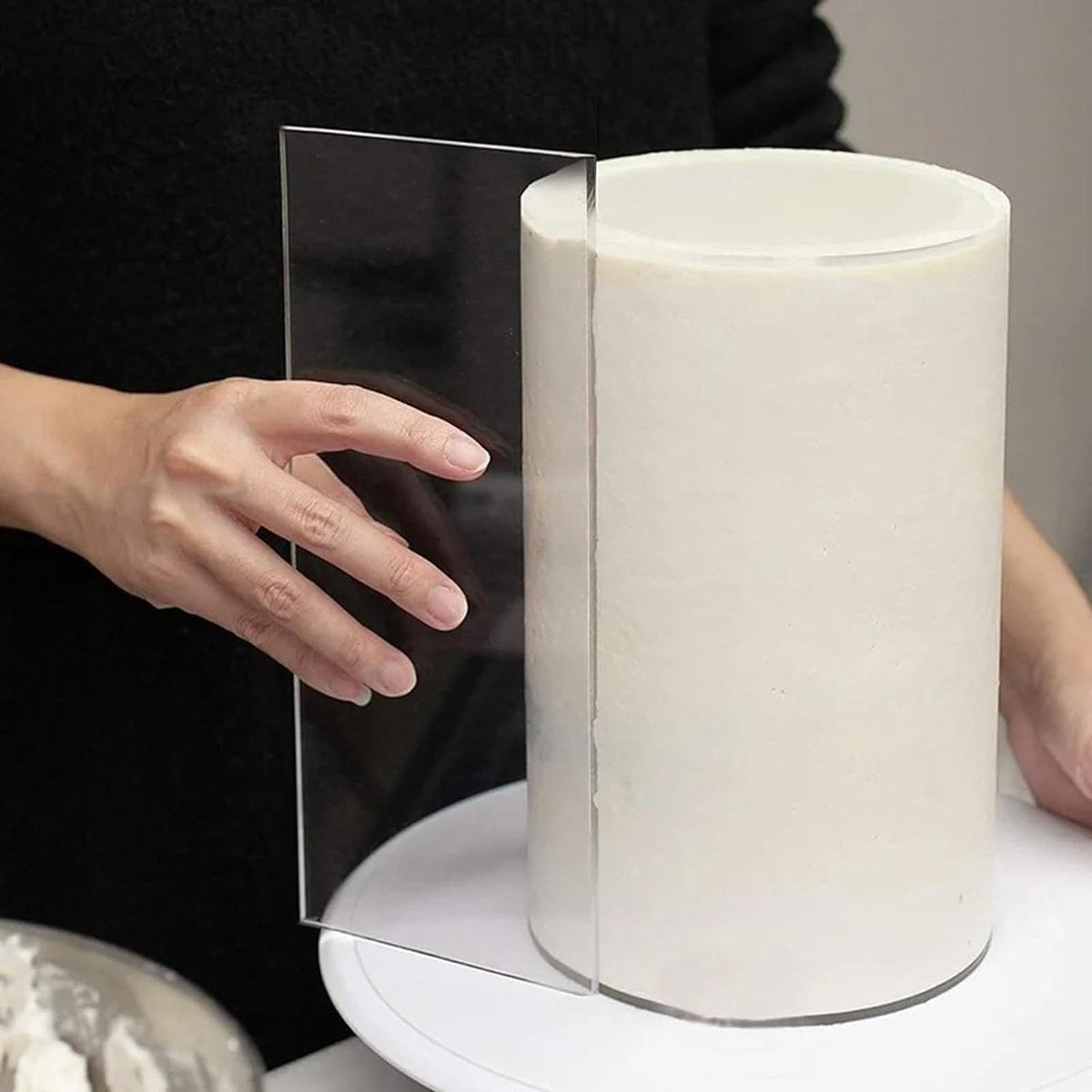 4 stuks taartplateaus rond acryl, diameter 16 cm x 3 mm, transparant met acryl taartschraper, niet-klevend taartbord voor het gladmaken en arrangeren van taarten, doe-het-zelf