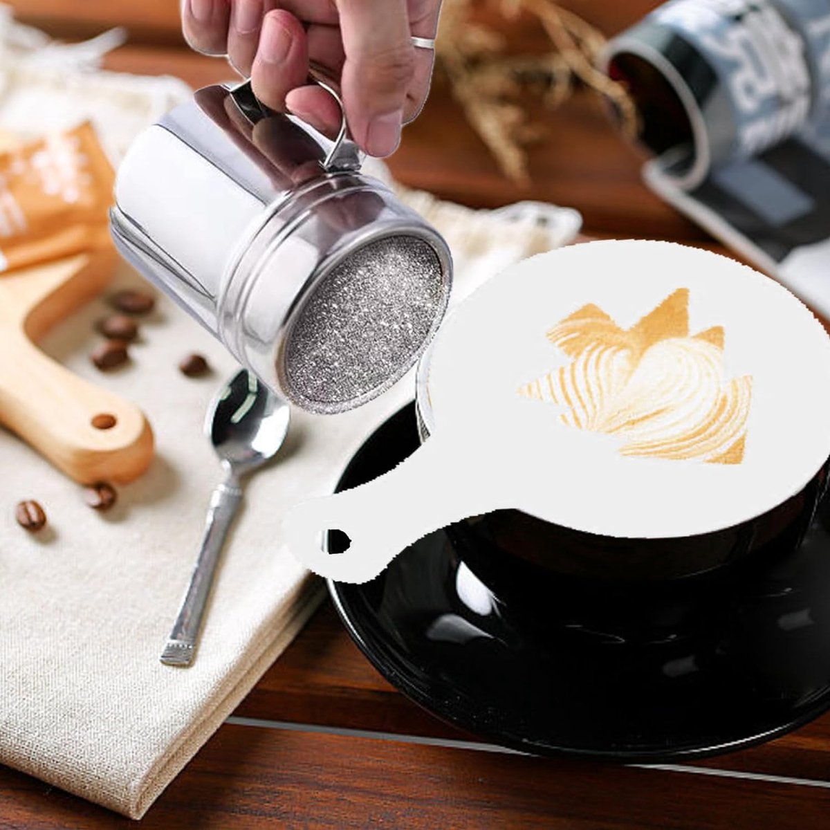 Icing Sugar Shaker Set - 2 cacao- en koffie-sjabloonshakers met 16 verschillende sjablonen, roestvrijstalen gaassjablonen voor chocolade, keuken, drankjes en bakken (2 maten)