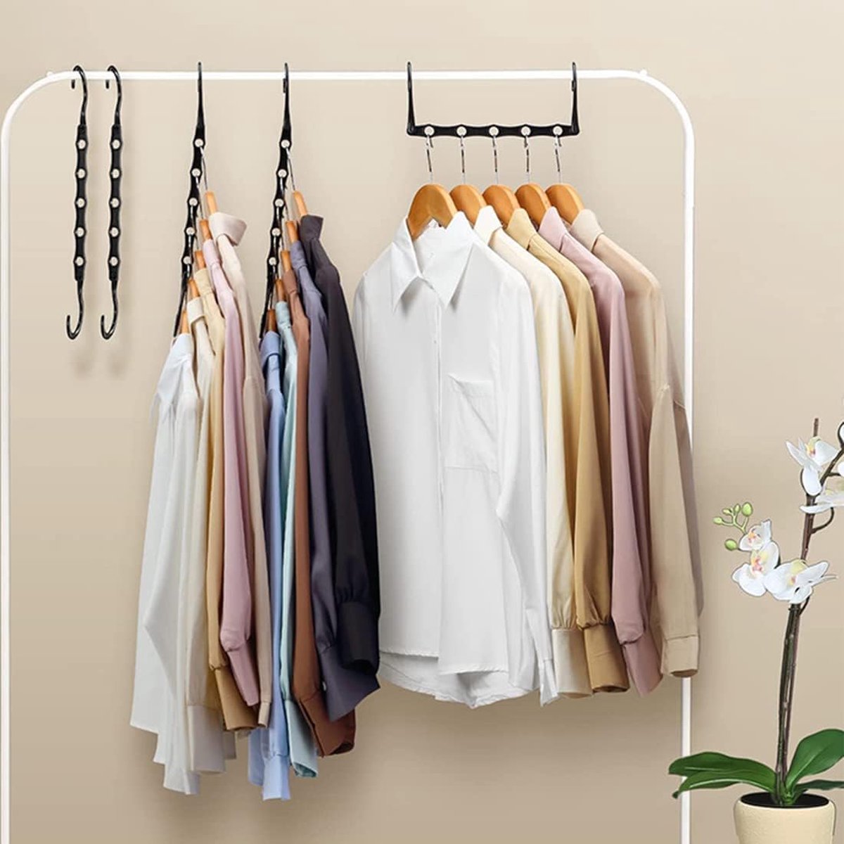 4 stuks 5-in-1 kleerhangers, ruimtebesparend, draaibare magische kleerhangers, kunststof, multifunctionele zwarte magische kleerhangers, voor kledingkast