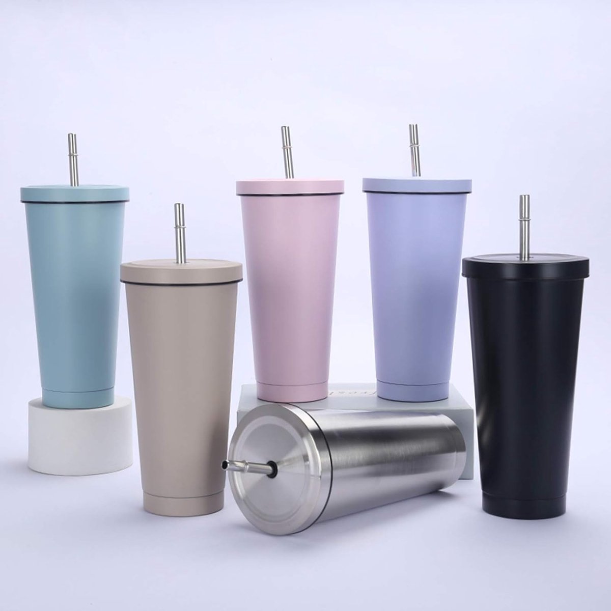 750 ml/25 oz roestvrijstalen mok met rietje en deksel, BPA-vrije vacuüm geïsoleerde thermische mok, koffiemok om mee te nemen, reismok, geïsoleerde mok voor ijskoud of warm drinken (lichtgrijs)