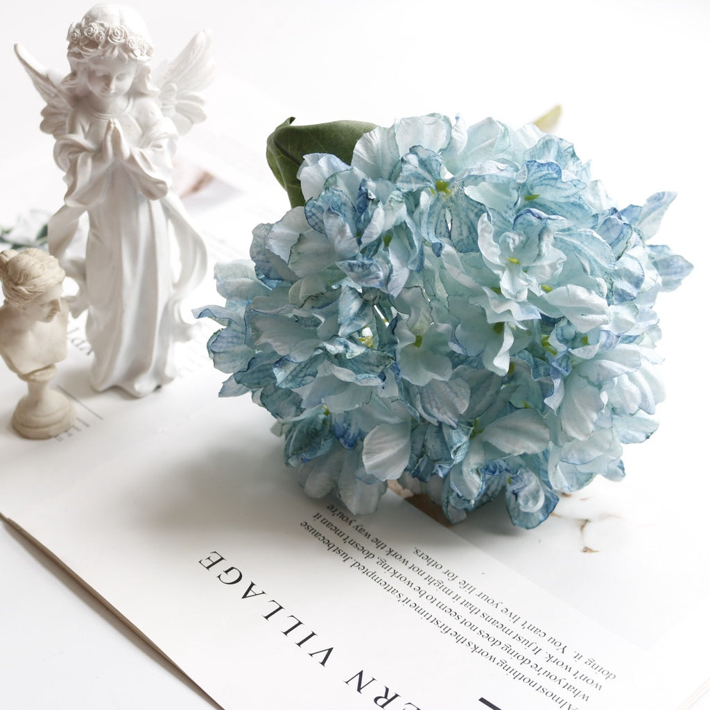 Artificial Hydrangea Flower Retro Style Focal Edge Hydrangea Fake Flower Gradient Colored Silk Flowers Bunch Faux Fake Flower Hogar Wedding Party Hogar Table Vase Centerpiece