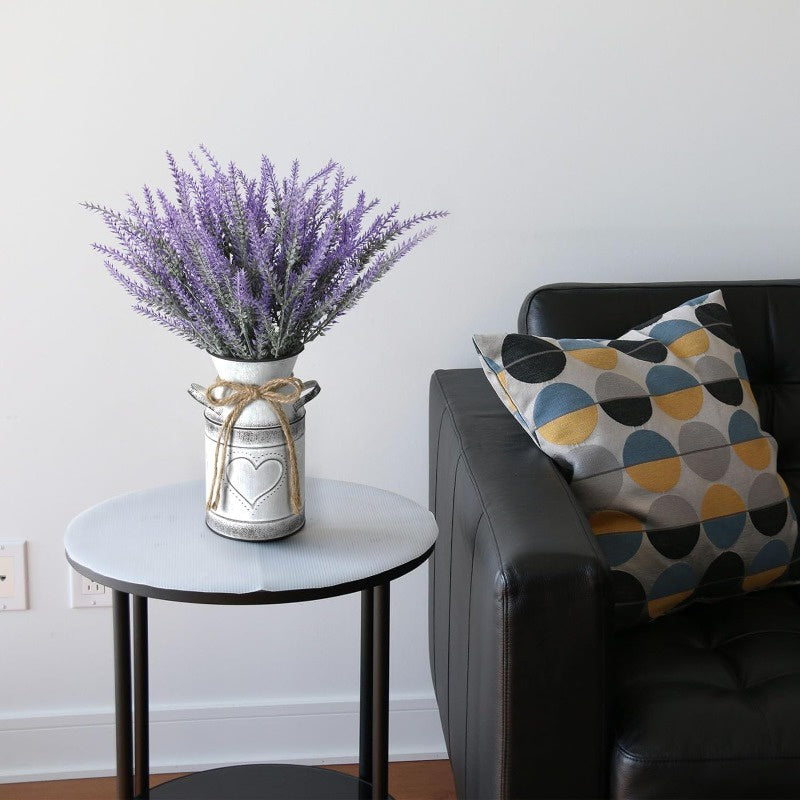 Artificial Lavender Flowers with Metal Vase faux Lavender Plants in Rustic Vase Farmhouse Vase with Handles for Room Decoración Farmhouse Hogar Decoración for Mantel Kitchen table Fireplace