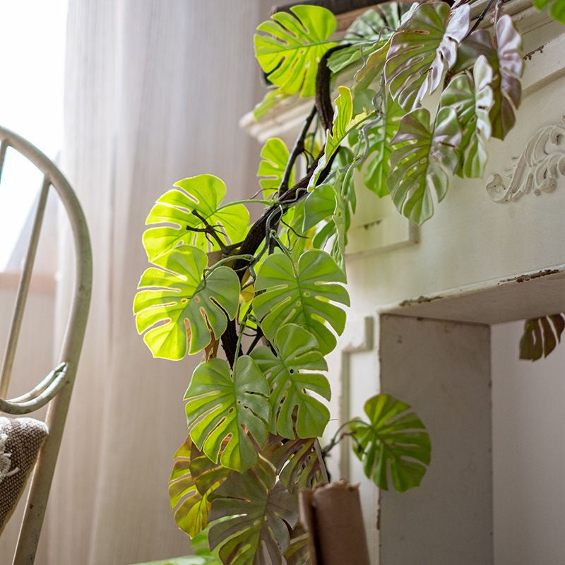 Artificial Vines with Leaves Fake Verde Tropical Garland 60 Pieces Faux Monstera Tropical Palm Leaves for Jungle Safari Planta Party Hogar Pared Jardín Wedding Decoración
