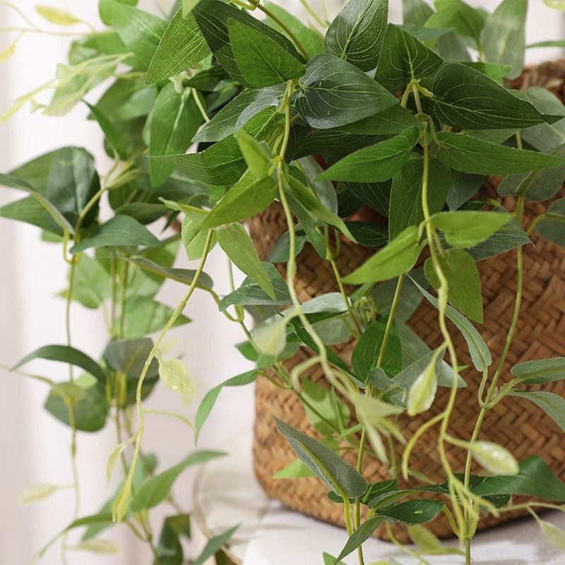 Versatile Decoración Delight: Lush 94cm Elegant Artificial Silk Clematis Leaves for Any Occasion or Event