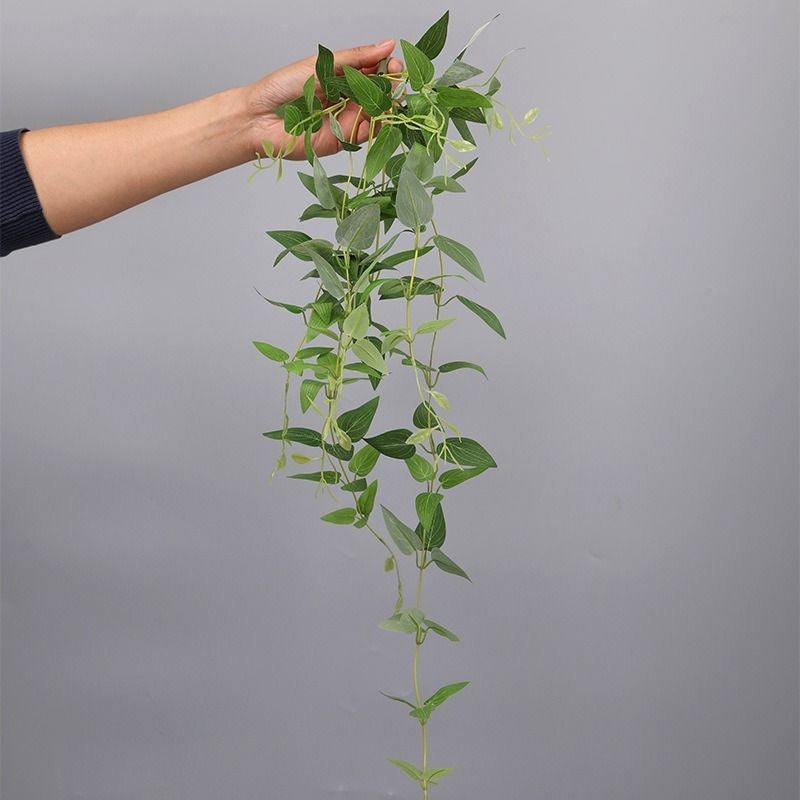 Versatile Decoración Delight: Lush 94cm Elegant Artificial Silk Clematis Leaves for Any Occasion or Event