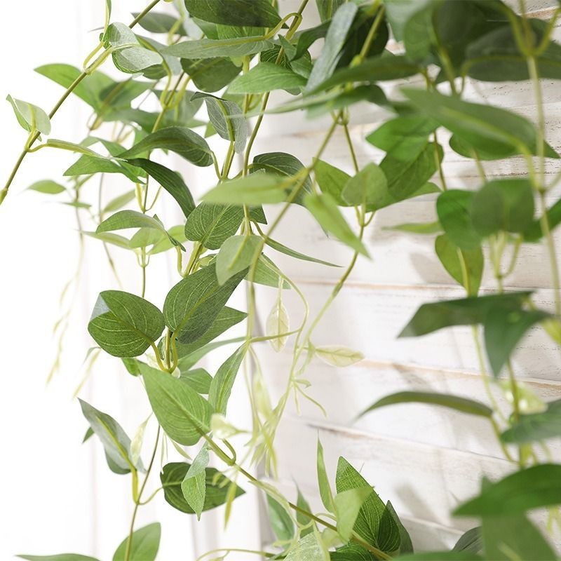 Versatile Decoración Delight: Lush 94cm Elegant Artificial Silk Clematis Leaves for Any Occasion or Event