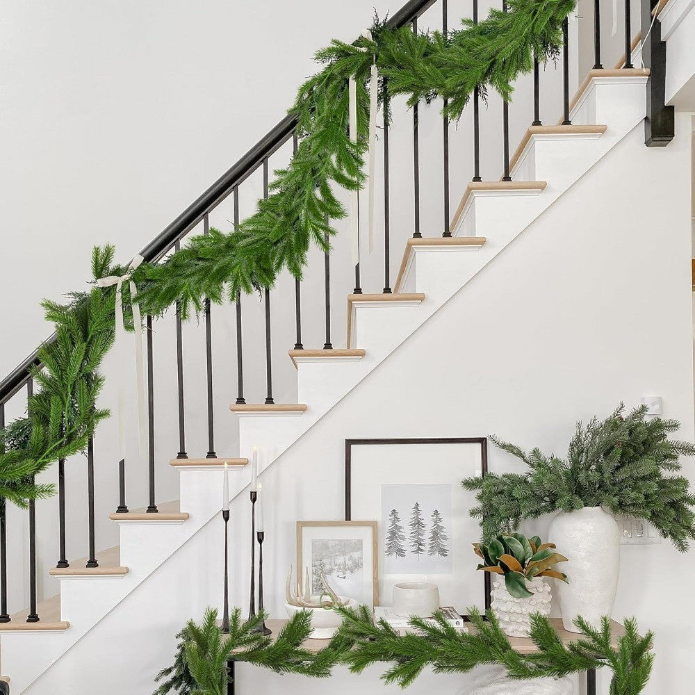 Christmas Pine Garland Artificial Cedar Greenery Vines Decoración Faux Colgante Winter Cypress Fork Ivy Rattan Xmas Pine Needles Wreath for Holiday Party Hogar Jardín Mantel Table